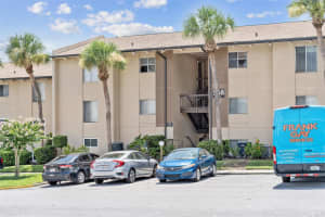 568 ORANGE DRIVE, ALTAMONTE SPRINGS, FL 32701 Sold 10/31/24