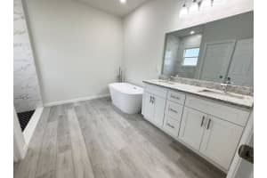 6385 131ST LANE, OCALA, FL 34473 Sold 10/02/24