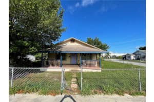 602 ORANGE STREET, AUBURNDALE, FL 33823 Sold 08/21/24