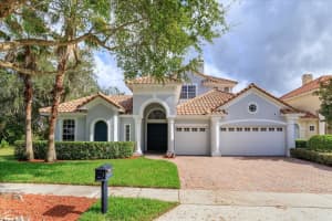 204 CHELSEA AVENUE, DAVENPORT, FL 33837 Sold 04/30/25