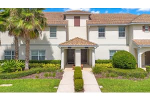 1552 Plunker Dr, DAVENPORT