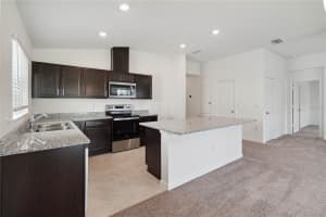 400 OVERPOOL AVENUE, DAVENPORT, FL 33896 Sold 10/03/24