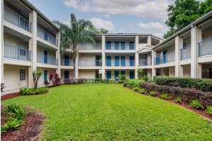 7220 WESTPOINTE BOULEVARD, ORLANDO, FL 32835 Sold 02/28/25