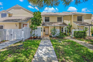 744 PLAYERS COURT, MELBOURNE, FL 32940 Sold 10/01/24