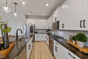 2590 CAVANAUGH DRIVE, ORLANDO, FL 32817 Sold 08/21/25