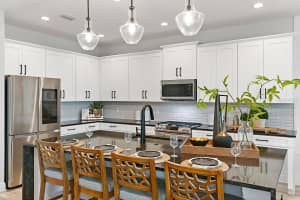 2590 CAVANAUGH DRIVE, ORLANDO, FL 32817 Sold 08/21/25