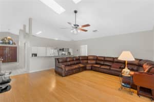 709 HALLOWELL CIRCLE, ORLANDO, FL 32828 Sold 11/04/24