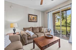 8302 PORTOFINO DRIVE, DAVENPORT, FL 33896 Sold 12/02/24