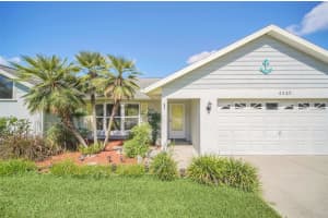 4245 DORA WOOD DRIVE, MOUNT DORA, FL 32757 Sold 10/23/24