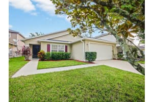 113 WALNUT CREST RUN, SANFORD, FL 32771 Sold 10/02/24