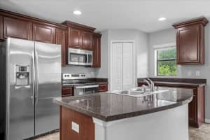 5440 WINDSOR LAKE CIRCLE, SANFORD, FL 32773 Sold 08/30/24