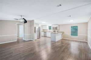 633 RAYMOND LOOP, AUBURNDALE, FL 33823 Sold 10/23/24