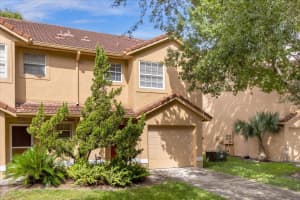 1204 FAIRWAY DRIVE, APOPKA, FL 32712 Sold 11/13/24