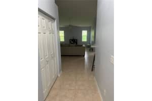 215 21ST AVENUE, VERO BEACH, FL 32962 Sold 11/07/24