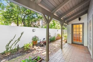 627 INTERLACHEN AVENUE, WINTER PARK, FL 32789 Sold 02/05/25
