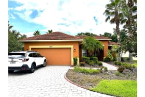 681 Coronado Dr, KISSIMMEE