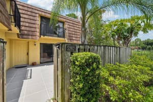 5262 WILLOW COURT, ORLANDO, FL 32811 Sold 10/29/24