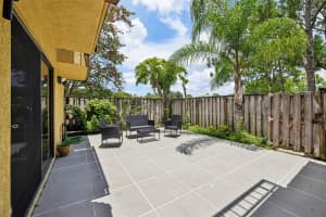 5262 WILLOW COURT, ORLANDO, FL 32811 Sold 10/29/24