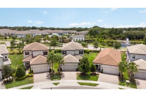 1102 WILDMEADOW RUN, WINTER PARK, FL 32792 Sold 12/27/24
