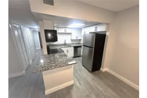 916 LAKE DESTINY ROAD, ALTAMONTE SPRINGS, FL 32714 Sold 08/16/24