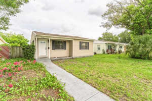 4400 6TH AVENUE, ST PETERSBURG, FL 33713 Sold 12/29/24