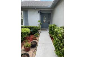 11124 SYLVAN POND CIRCLE, ORLANDO, FL 32825 Sold 10/23/24