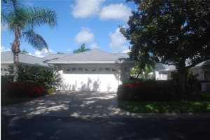 5544 COUNTRY CLUB WAY, SARASOTA, FL 34243 Sold 10/28/24