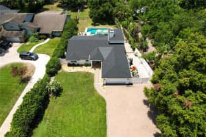 6910 SEMINOLE DR, BELLE ISLE, FL 32812 Sold 09/16/24