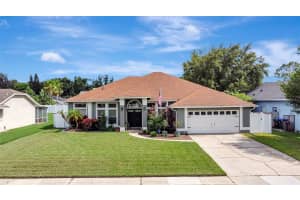 8154 SAINT ALBANS DRIVE, ORLANDO, FL 32835 Sold 09/06/24
