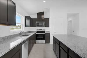 300 SPIRIT LANDINGS CIRCLE, WINTER HAVEN, FL 33880 Sold 09/11/24