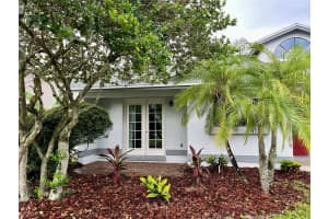 513 LAKE DOE BOULEVARD, APOPKA, FL 32703 Sold 10/25/24