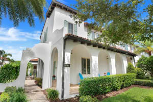 8866 BISMARCK PALM DRIVE, WINTER GARDEN, FL 34787 Sold 08/28/24