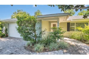 2579 VINE STREET, ORLANDO, FL 32806 Sold 09/27/24