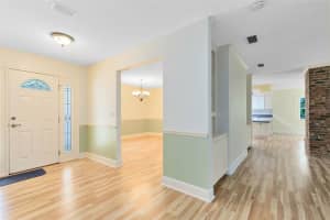 125 SUE DRIVE, ALTAMONTE SPRINGS, FL 32714 Sold 09/23/24