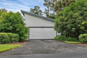 16 NOTTINGHAM WAY, HAINES CITY, FL 33844 Sold 04/01/25
