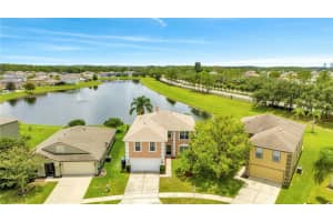 926 CRYSTAL BAY LANE, ORLANDO, FL 32828 Sold 11/18/24
