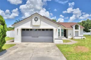 6911 APPALOOSA COURT, LAKELAND, FL 33811 Sold 09/13/24