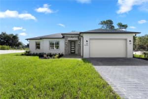 42322 CHINABERRY STREET, EUSTIS, FL 32736 Sold 11/12/24