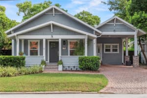 733 OAK STREET, ORLANDO, FL 32804 Sold 11/07/24
