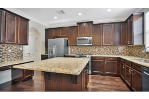 2041 COULSON ALLEY, ORLANDO, FL 32814 Sold 09/17/24