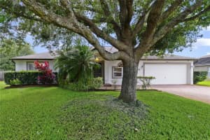 304 NESTLING COVE, CHULUOTA, FL 32766 Sold 11/04/24
