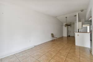 913 BUTTERFLY BOULEVARD, WINTER GARDEN, FL 34787 Sold 01/07/25