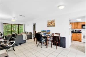 10 SHEOAH BOULEVARD, WINTER SPRINGS, FL 32708 Sold 03/11/25