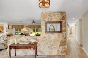 130 MARINER WAY, MAITLAND, FL 32751 Sold 11/06/24