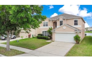 10035 MEDALLION BLUFF LANE, ORLANDO, FL 32829 Sold 08/03/24