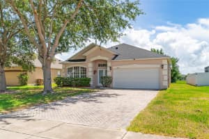 2727 EAGLE GLEN CIRCLE, KISSIMMEE, FL 34746 Sold 12/03/24