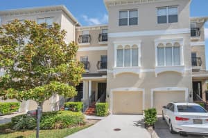 1189 VENETIAN HARBOR DRIVE, SAINT PETERSBURG, FL 33702 Sold 03/21/25