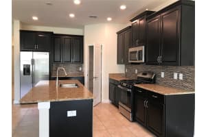 7814 PURPLE FINCH STREET, WINTER GARDEN, FL 34787 Sold 09/03/24