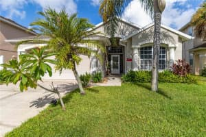 902 LAKE BISCAYNE WAY, ORLANDO, FL 32824 Sold 10/21/24