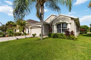 902 LAKE BISCAYNE WAY, ORLANDO, FL 32824 Sold 10/21/24